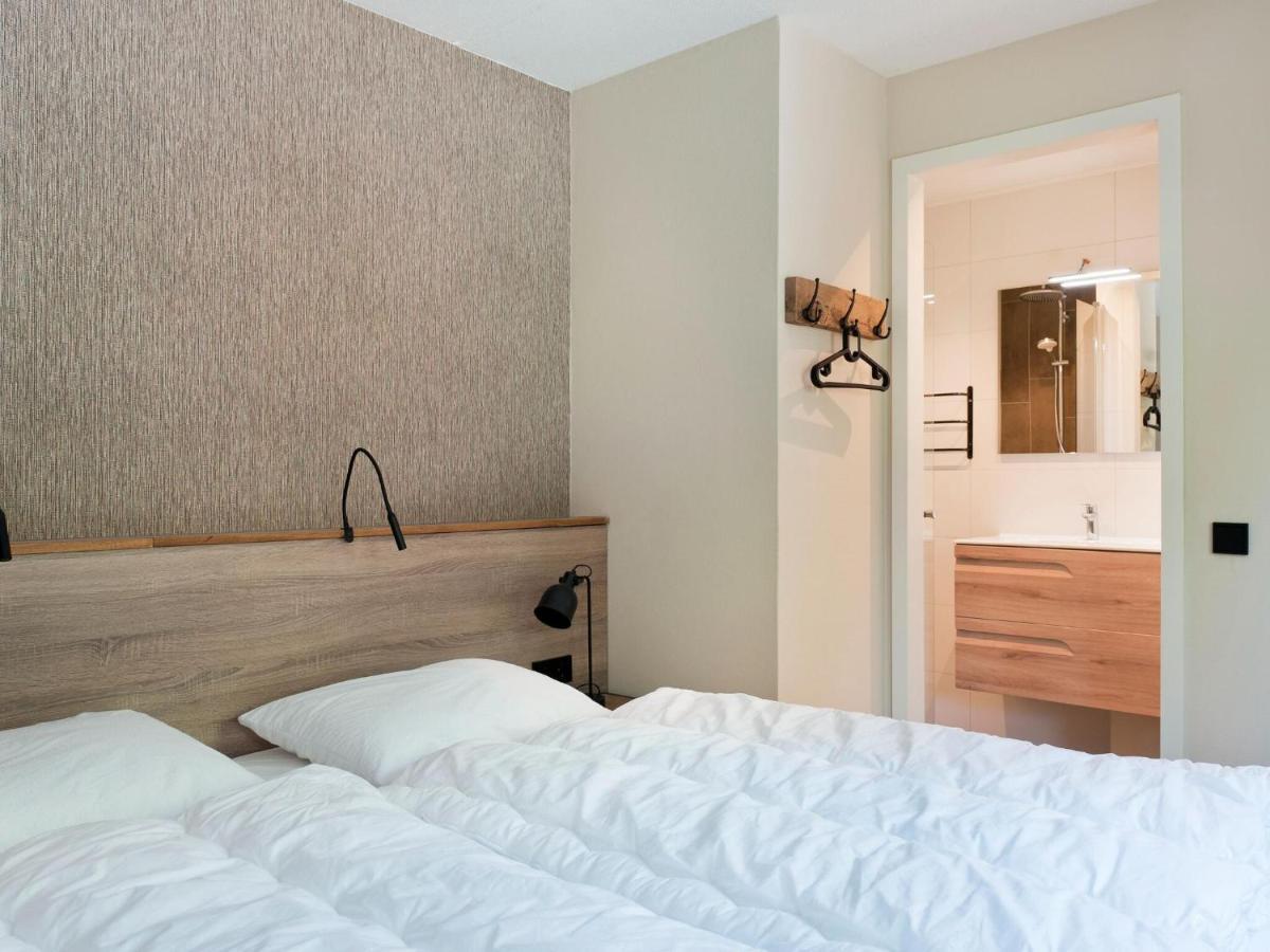 Vakantiehuis Inviting In With Private Sauna