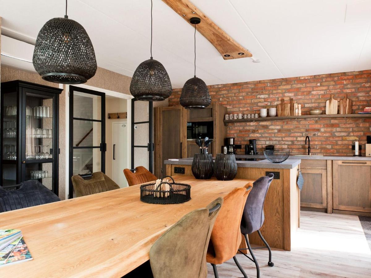 Vakantiehuis Inviting In With Private Sauna Groningen